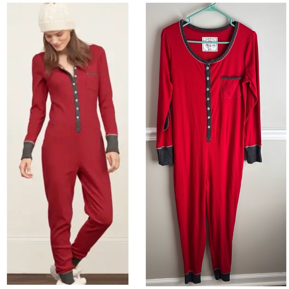 Abercrombie & Fitch Red One Piece Sleepwear M Pajamas Holiday Lounge Cozy